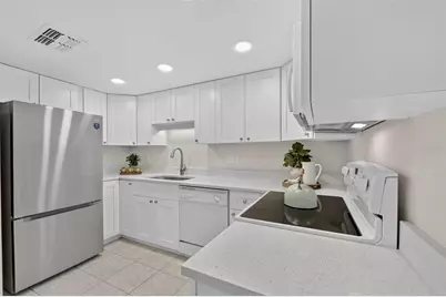 503 Albee Farm Road #B25, Venice, FL 34285 - Photo 6