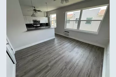 428 Armada Road S #6, Venice, FL 34285 - Photo 2