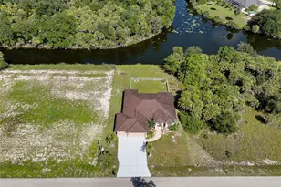 545 Pembroke Dr, Port Charlotte, FL 33954 - Photo 20