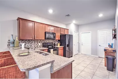 18837 Lanuvio Street, Venice, FL 34293 - Photo 10