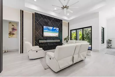 380 Cowry Road, Venice, FL 34293 - Photo 12