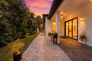 380 Cowry Rd, Venice, FL 34293 - Photo 4