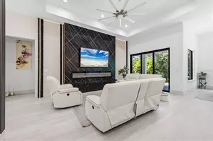 380 Cowry Rd, Venice, FL 34293 - Photo 12