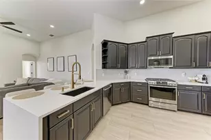 6988 74th St Cir E, Bradenton, FL 34203 - Photo 12