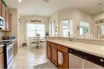 2542 Cortenova Court, Venice, FL 34292 - Photo 14
