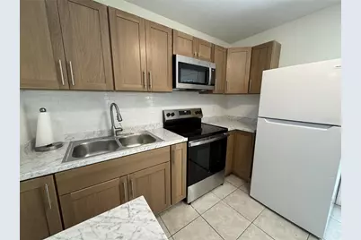 516 Laurel Road W, Nokomis, FL 34275 - Photo 4