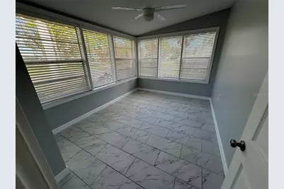 301 Colonia Lane W, Nokomis, FL 34275 - Photo 8