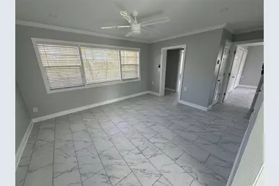 301 Colonia Lane W, Nokomis, FL 34275 - Photo 10
