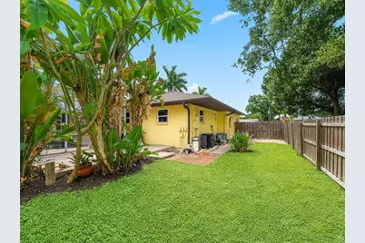 251 Plantation Road, Venice, FL 34293 - Photo 32