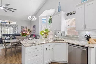 9330 New Orleans Drive, Weeki Wachee, FL 34613 - Photo 16