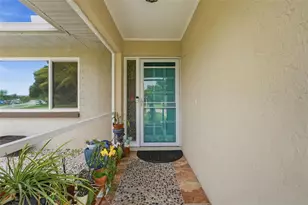 290 Capri Ave, Venice, FL 34293 - Photo 4