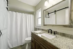 290 Capri Ave, Venice, FL 34293 - Photo 30