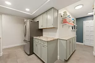 290 Capri Ave, Venice, FL 34293 - Photo 16