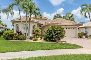 151 Coco Palm Dr, Venice, FL 34292 - Photo 2