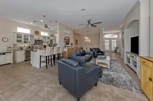 151 Coco Palm Dr, Venice, FL 34292 - Photo 10