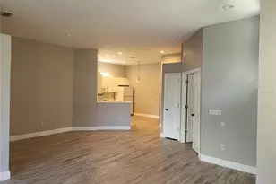 502 Catalina Isles Cir, Venice, FL 34292 - Photo 8