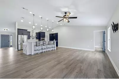 281 Pembroke Drive, Port Charlotte, FL 33954 - Photo 10