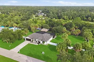 281 Pembroke Dr, Port Charlotte, FL 33954 - Photo 4