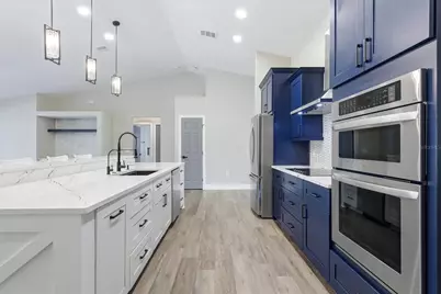 281 Pembroke Drive, Port Charlotte, FL 33954 - Photo 12
