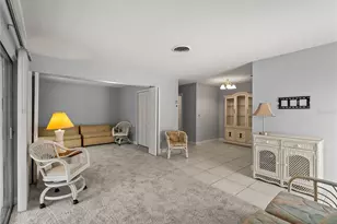 1205 Tarpon Center Dr, Venice, FL 34285 - Photo 10