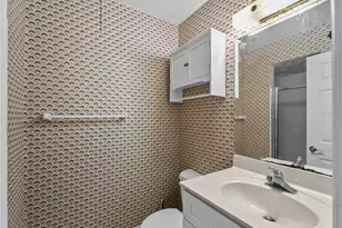 1205 Tarpon Center Dr, Venice, FL 34285 - Photo 22