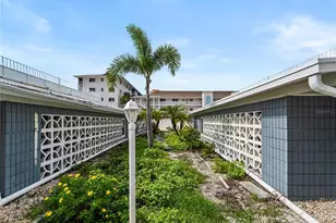 1205 Tarpon Center Dr, Venice, FL 34285 - Photo 28