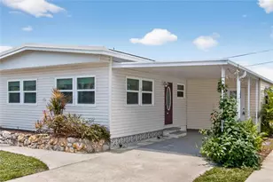 808 S Green Cir, Venice, FL 34285 - Photo 4