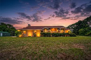 105 Jacaranda Blvd, Venice, FL 34292 - Photo 1
