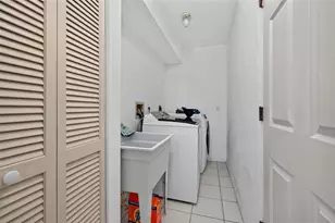 105 Jacaranda Blvd, Venice, FL 34292 - Photo 22