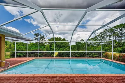 105 Jacaranda Boulevard, Venice, FL 34292 - Photo 4