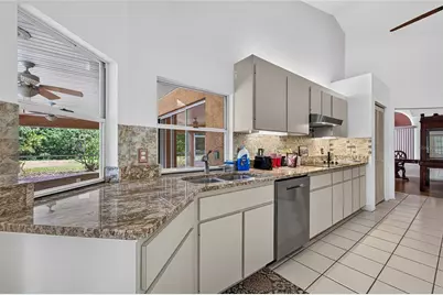 105 Jacaranda Boulevard, Venice, FL 34292 - Photo 30