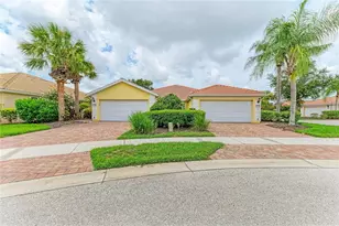 13275 Huerta St, Venice, FL 34293 - Photo 2