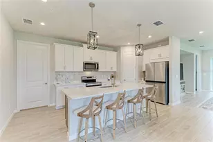 12574 Somatic Ct, Venice, FL 34293 - Photo 6