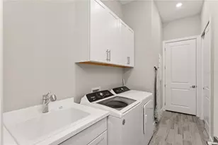 9982 Bright Water Dr, Englewood, FL 34223 - Photo 22