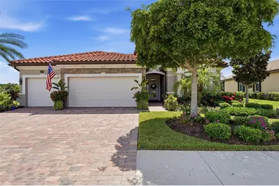 20203 Granlago Drive, Venice, FL 34293 - Photo 4