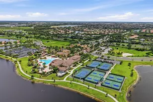20203 Granlago Dr, Venice, FL 34293 - Photo 52