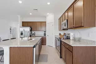 24173 Spartina Dr, Venice, FL 34293 - Photo 12