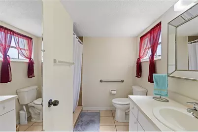 942 Capri Isles Boulevard #105, Venice, FL 34292 - Photo 22