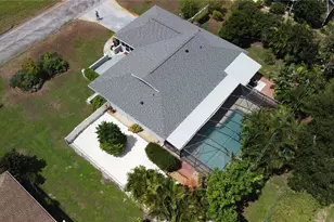 157 Hourglass Dr, Venice, FL 34293 - Photo 34