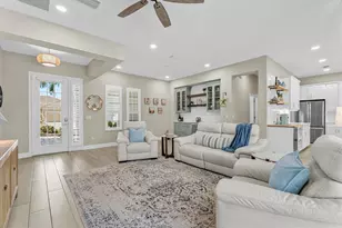 489 Arborview Ln, Venice, FL 34292 - Photo 8
