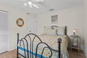 6640 Waterford Ln, Sarasota, FL 34238 - Photo 16