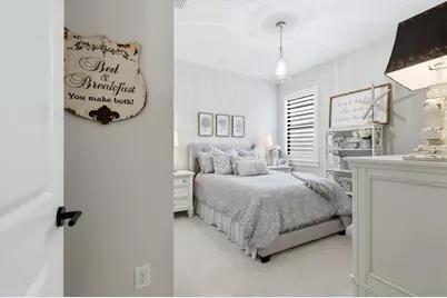 18580 Midsummer Place, Venice, FL 34293 - Photo 30