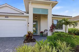 18580 Midsummer Pl, Venice, FL 34293 - Photo 2