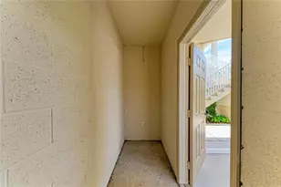 1404 Auburn Lakes Cir, Venice, FL 34292 - Photo 58