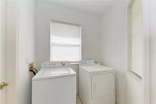 1404 Auburn Lakes Cir, Venice, FL 34292 - Photo 48