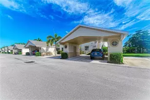 1404 Auburn Lakes Cir, Venice, FL 34292 - Photo 2