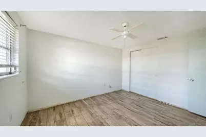 1523 Lakeside Drive #15, Venice, FL 34293 - Photo 26