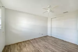 1523 Lakeside Dr, Venice, FL 34293 - Photo 26