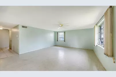 1523 Lakeside Drive #15, Venice, FL 34293 - Photo 8