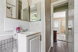 1553 29th St, Sarasota, FL 34234 - Photo 14